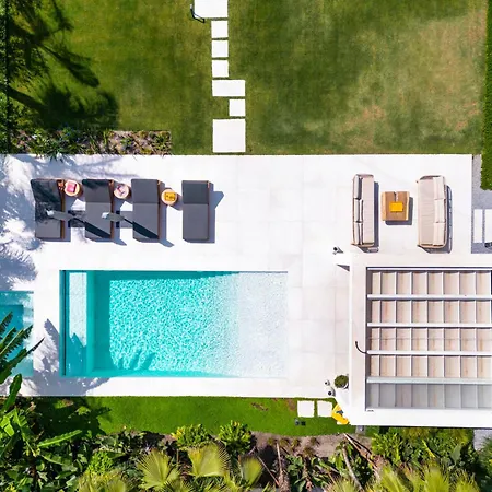 Villa Diamond Luxury 6 Bdrm W Pool & Jacuzzi *